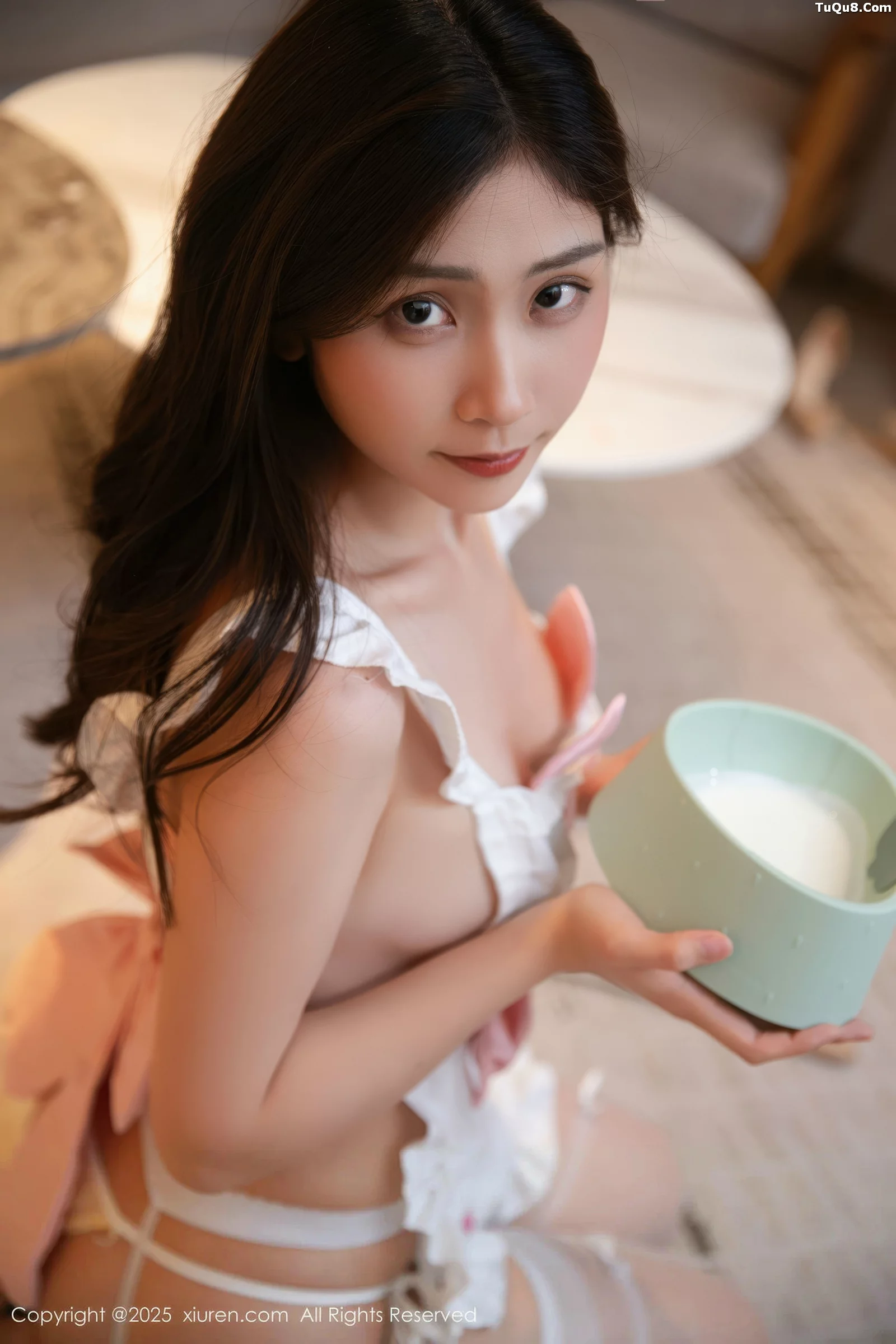 Xgyw.Org_[XiuRen秀人网]No.10733_模特刘婷婷性感猫咪情趣服饰配白丝吊袜秀极致美腿迷人诱惑写真70P