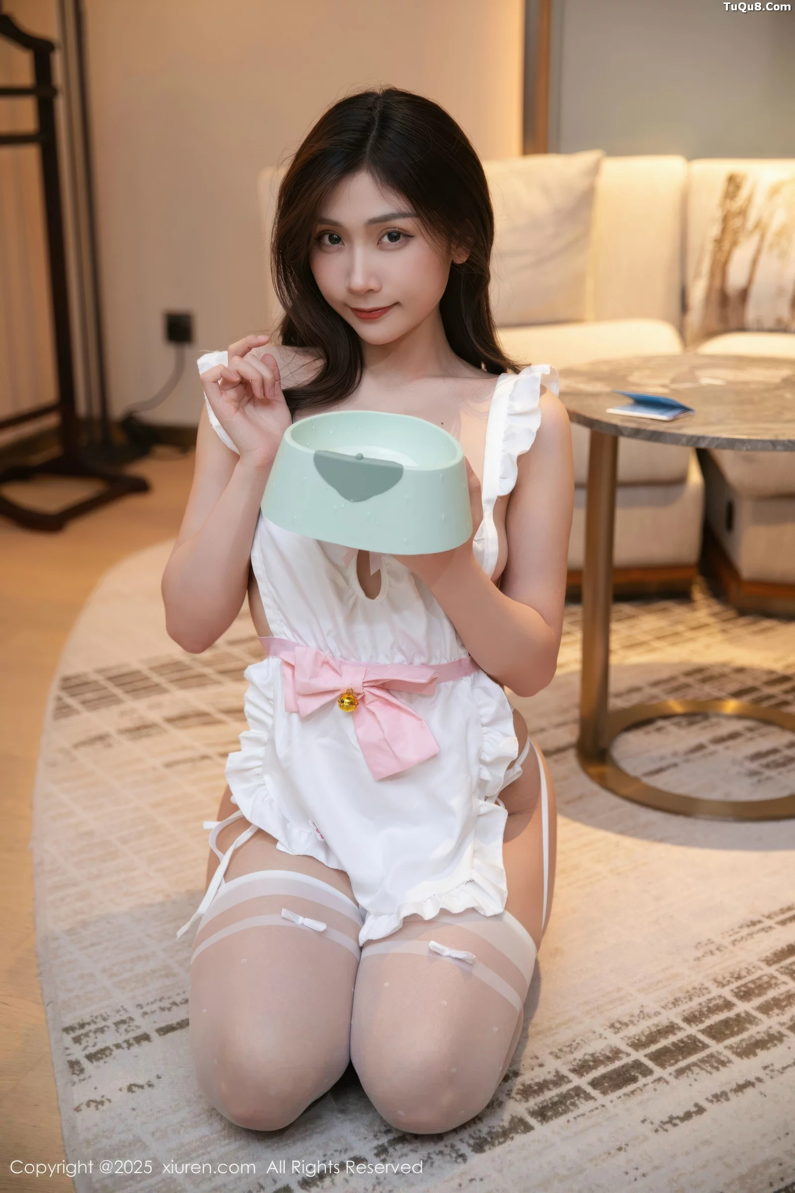 Xgyw.Org_[XiuRen秀人网]No.10733_模特刘婷婷性感猫咪情趣服饰配白丝吊袜秀极致美腿迷人诱惑写真70P