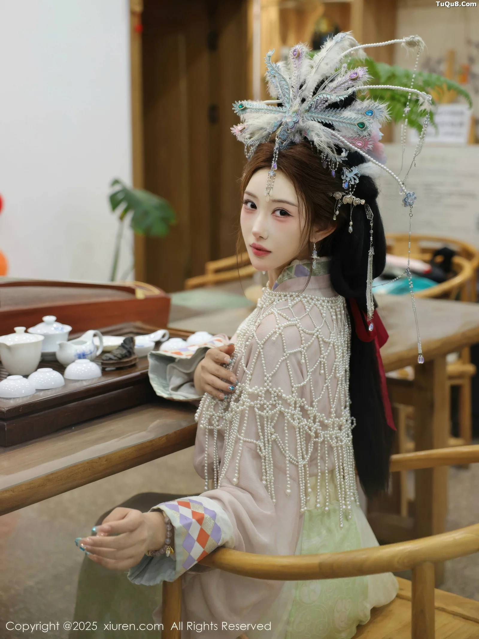 Xgyw.Org_[XiuRen秀人网]No.10736_模特金允希Yuki性感浅色古装薄纱服饰秀丰腴身材迷人诱惑写真80P