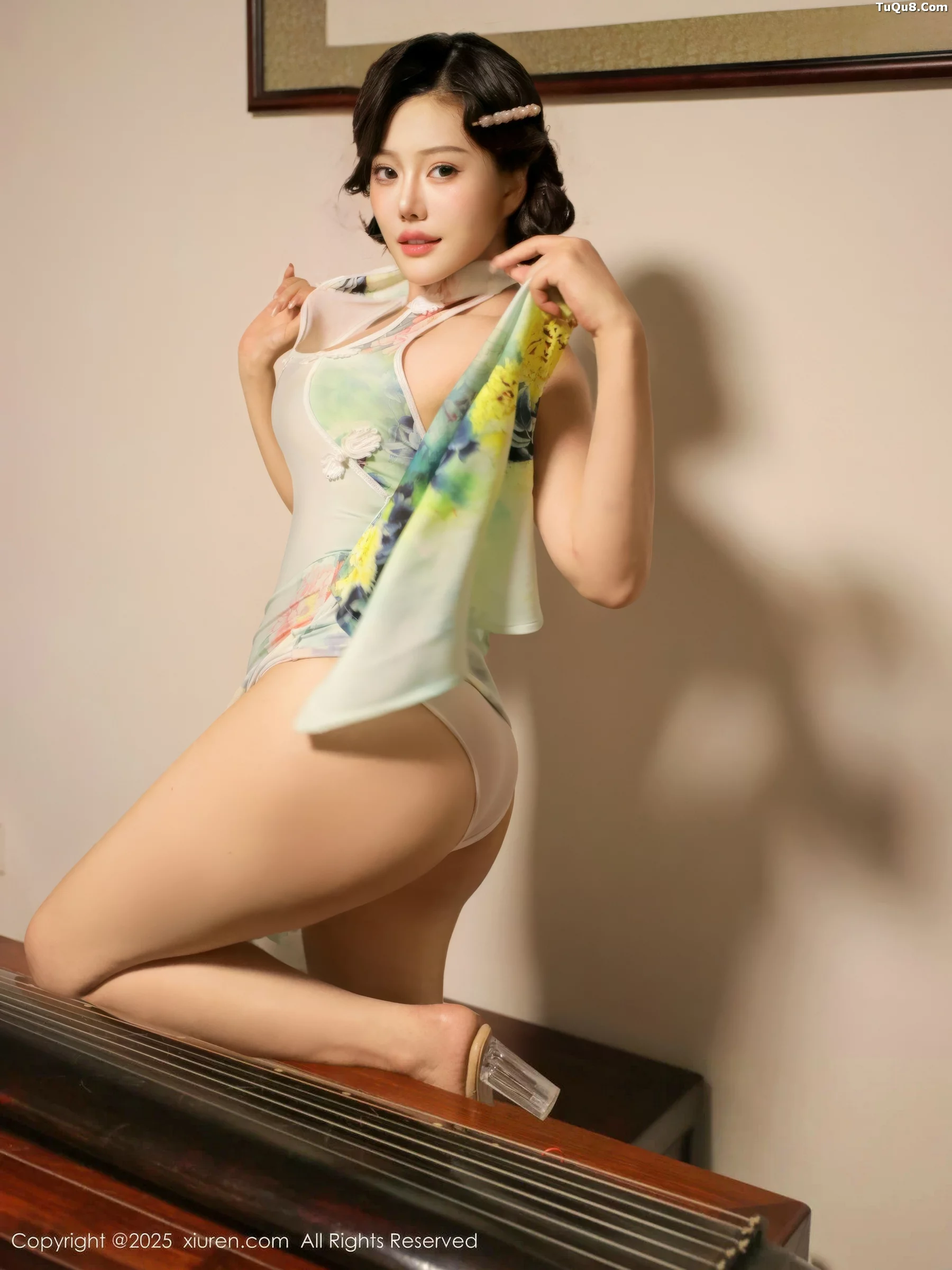 Xgyw.Org_[XiuRen秀人网]No.10749_新人模特莉莉安娜o性感绿色旗袍配超薄肉丝秀丰满身材诱惑写真73P