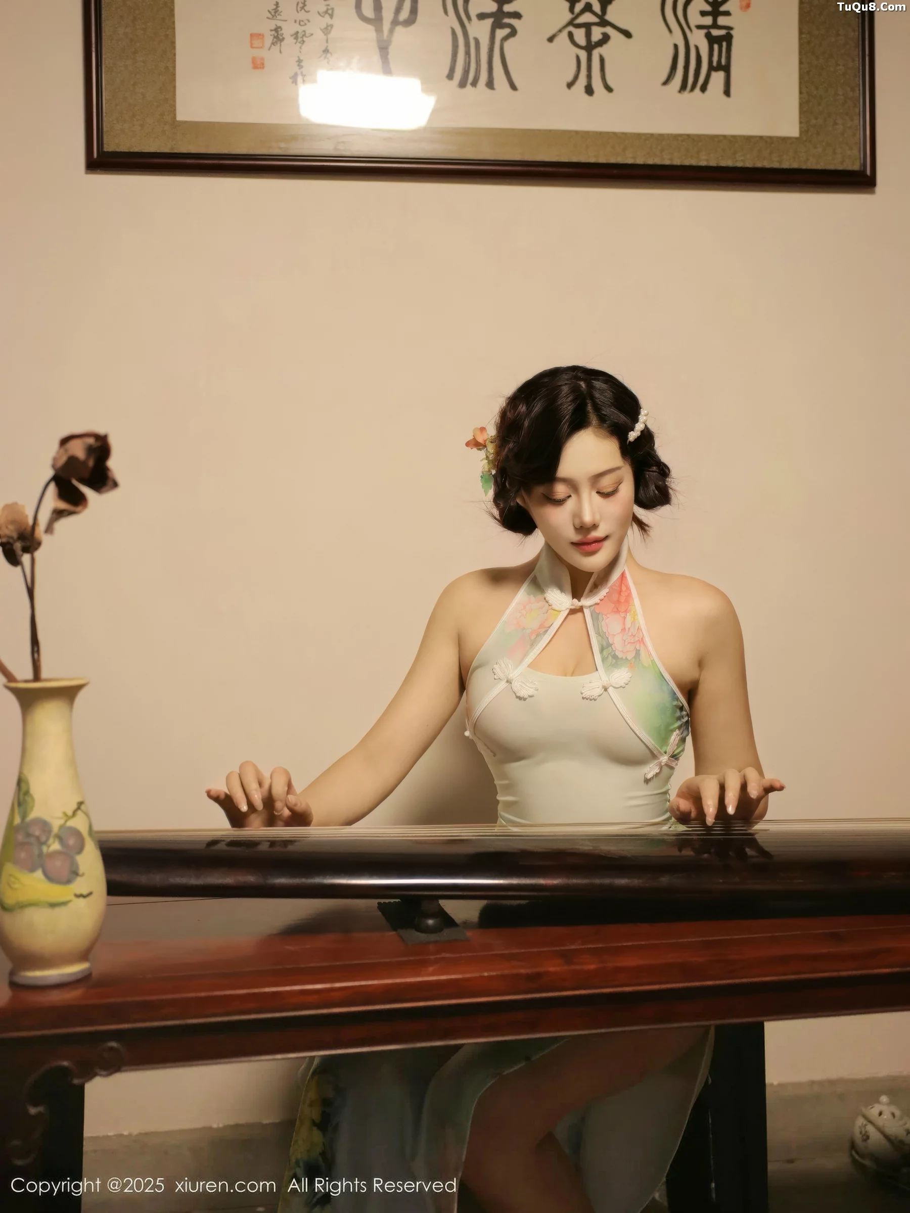 Xgyw.Org_[XiuRen秀人网]No.10749_新人模特莉莉安娜o性感绿色旗袍配超薄肉丝秀丰满身材诱惑写真73P