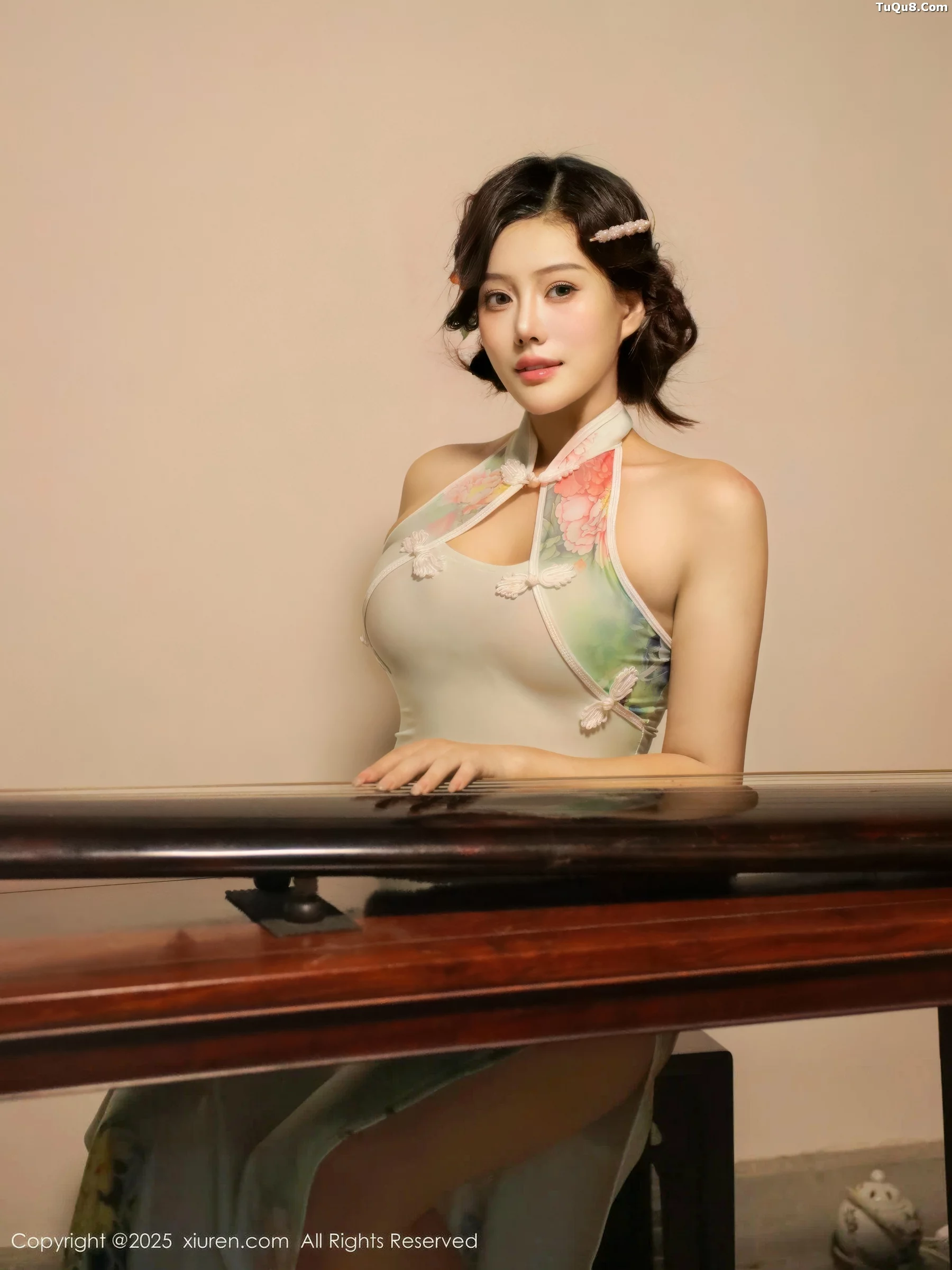Xgyw.Org_[XiuRen秀人网]No.10749_新人模特莉莉安娜o性感绿色旗袍配超薄肉丝秀丰满身材诱惑写真73P