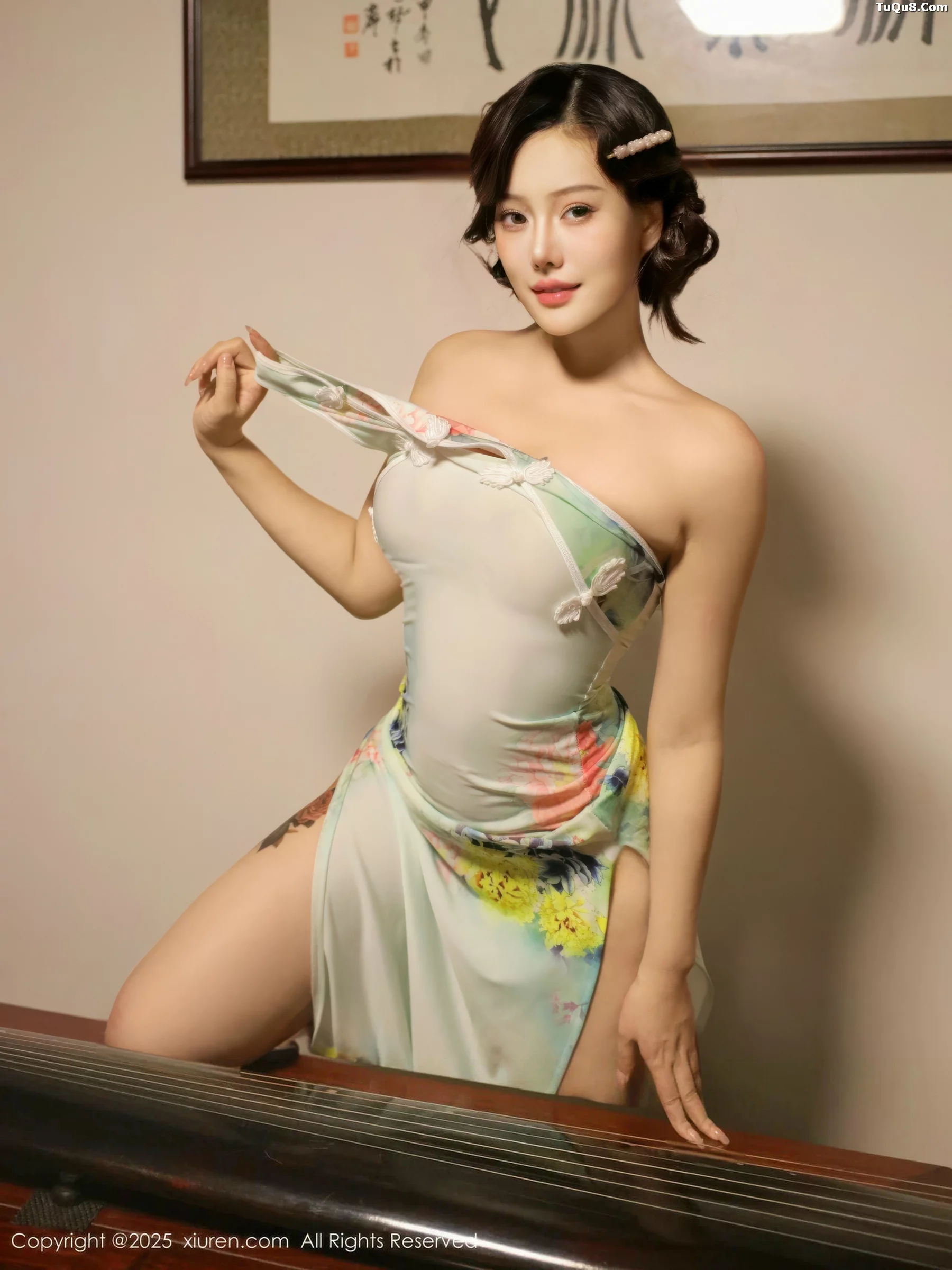 Xgyw.Org_[XiuRen秀人网]No.10749_新人模特莉莉安娜o性感绿色旗袍配超薄肉丝秀丰满身材诱惑写真73P