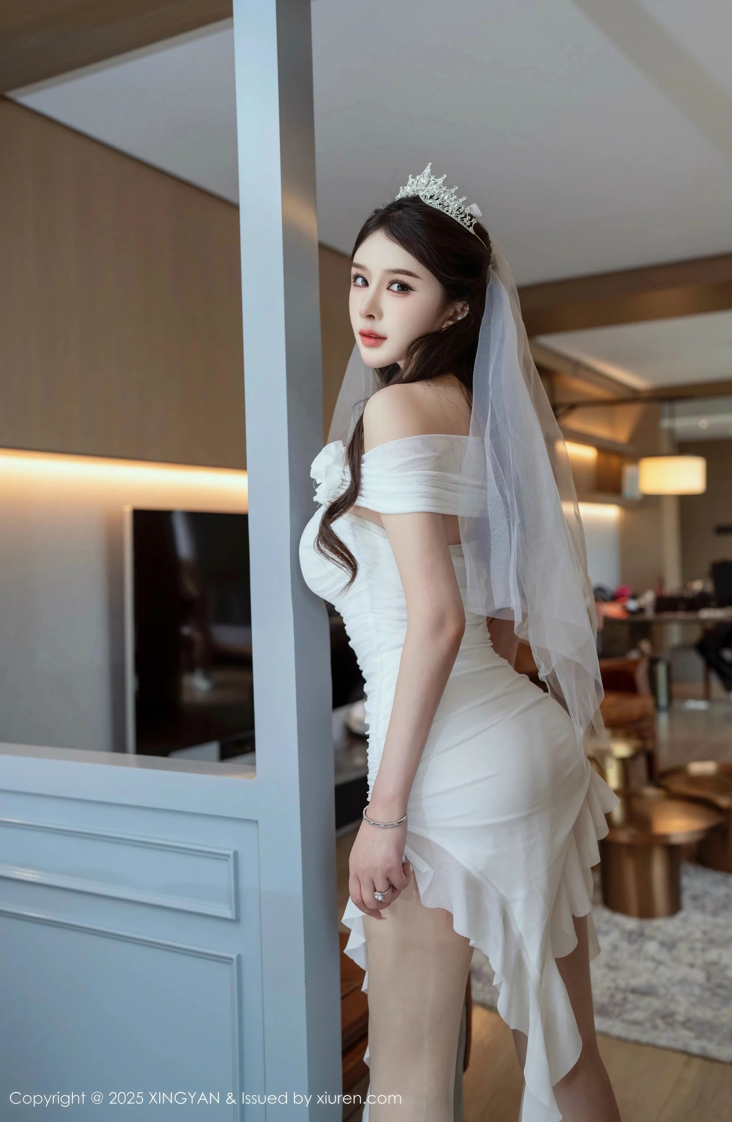 Xgyw.Org_[XINGYAN星颜社]VOL.388_女神李丽莎私房合集性感白色薄透婚纱服饰秀惹火身材诱惑写真61P