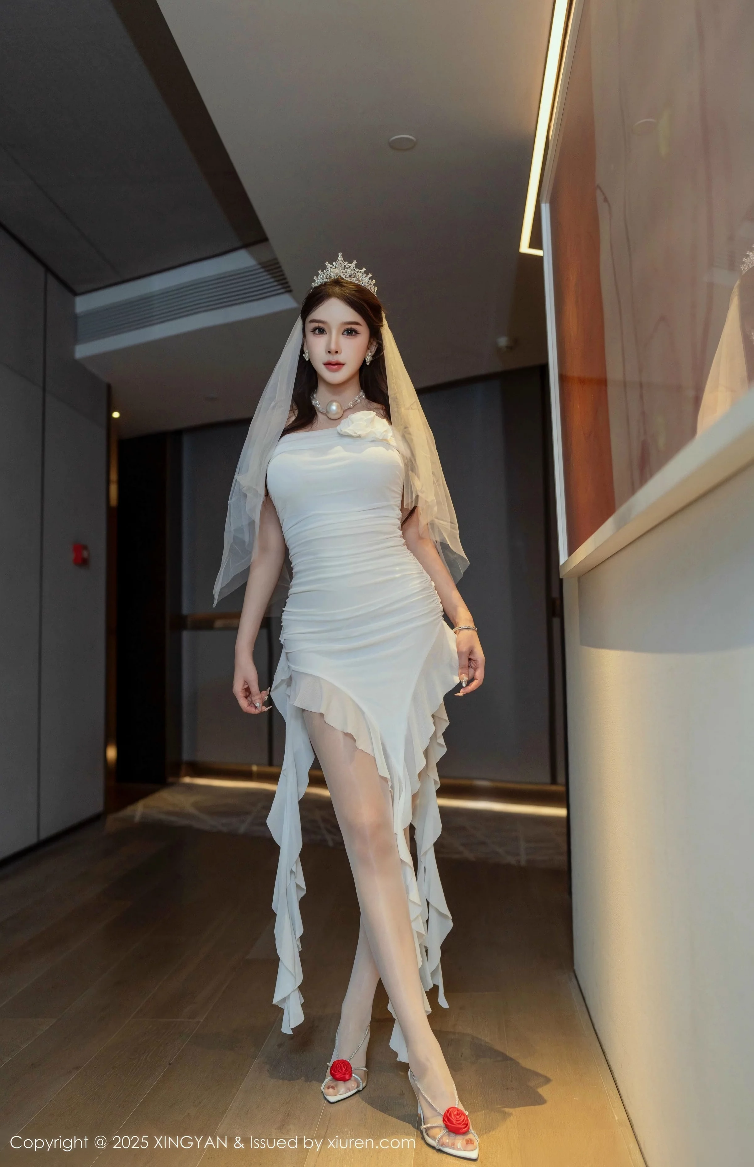 Xgyw.Org_[XINGYAN星颜社]VOL.388_女神李丽莎私房合集性感白色薄透婚纱服饰秀惹火身材诱惑写真61P