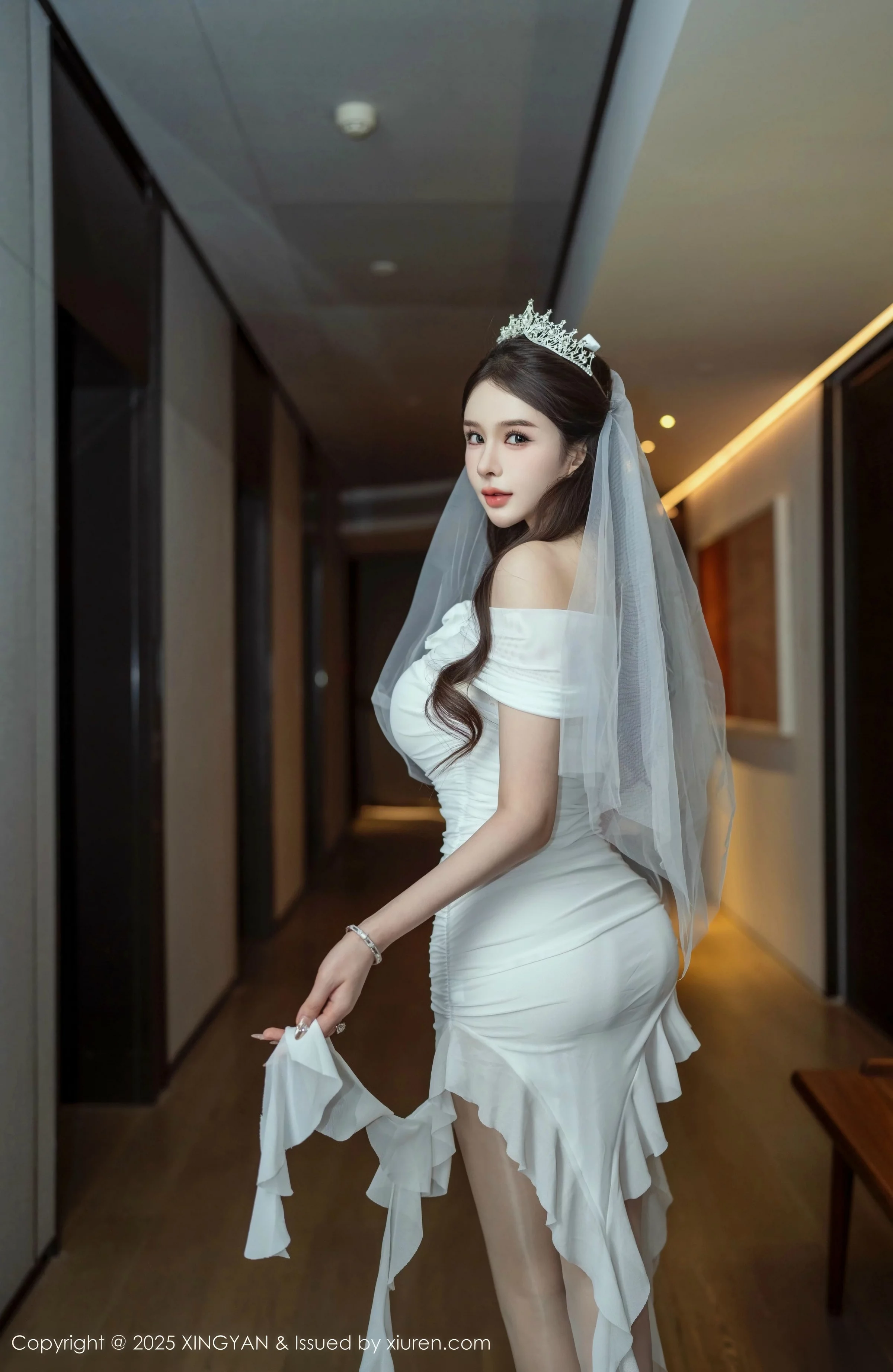 Xgyw.Org_[XINGYAN星颜社]VOL.388_女神李丽莎私房合集性感白色薄透婚纱服饰秀惹火身材诱惑写真61P