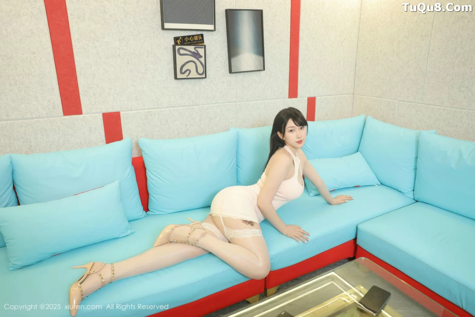 Xgyw.Org_[XiuRen秀人网]No.10696_模特李沁恩lrene性感浅色连衣短裙配白丝吊袜秀丰满身材诱惑写真70P