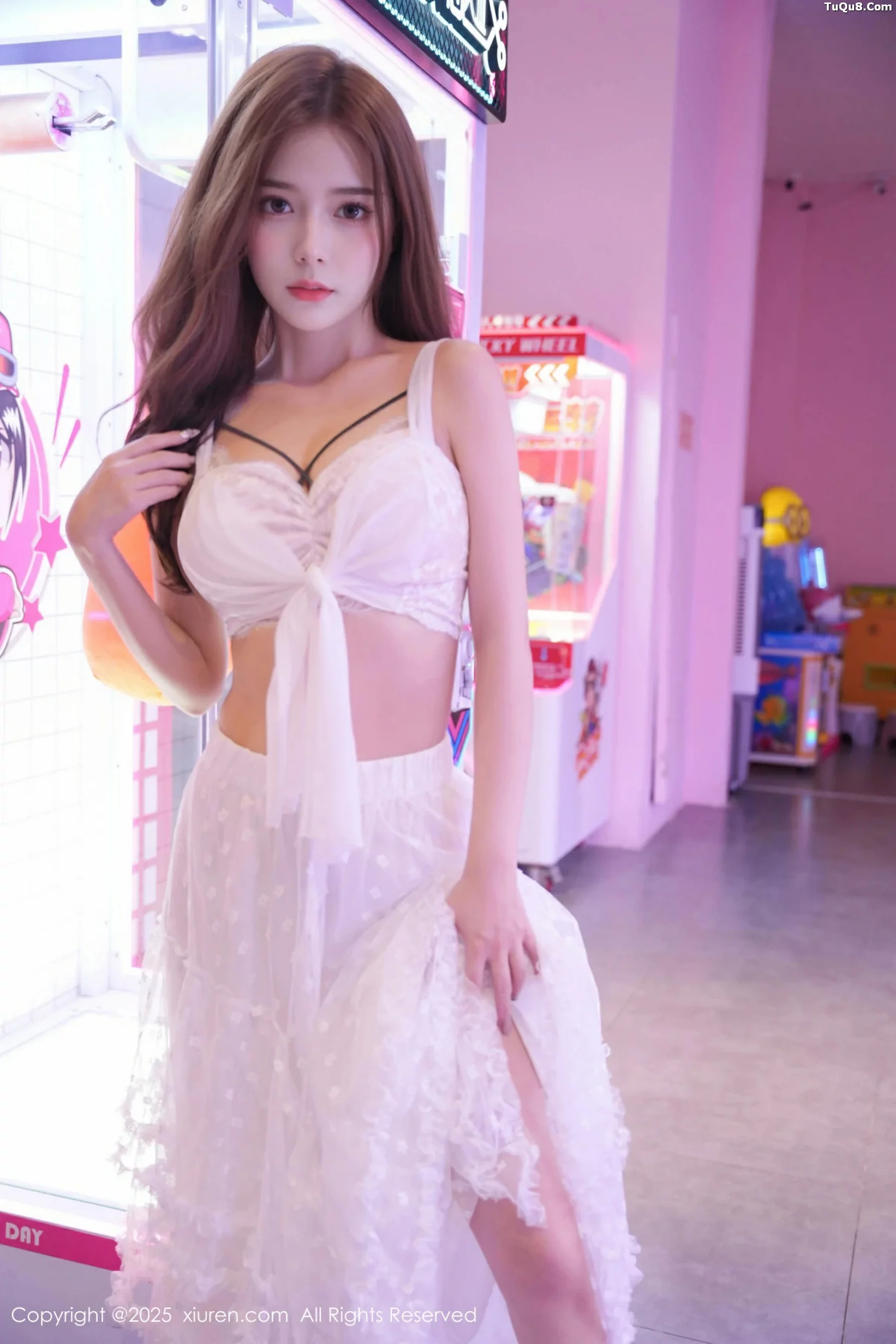 Xgyw.Org_[XiuRen秀人网]No.10791_模特拍黄瓜girl性感白色连衣裙露白色内衣秀曼妙身材诱惑写真74P