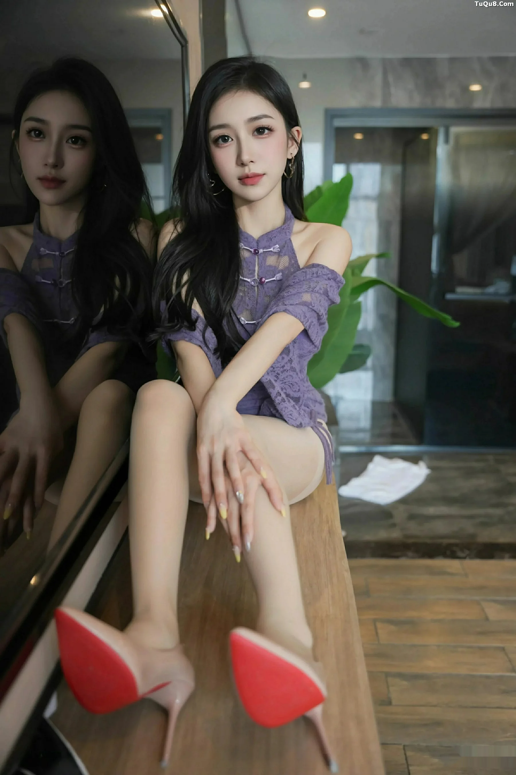 Xgyw.Org_[XiuRen秀人网]No.10801_模特小阿娇Gill性感紫色连衣长裙配白色丝袜秀完美身材诱惑写真70P