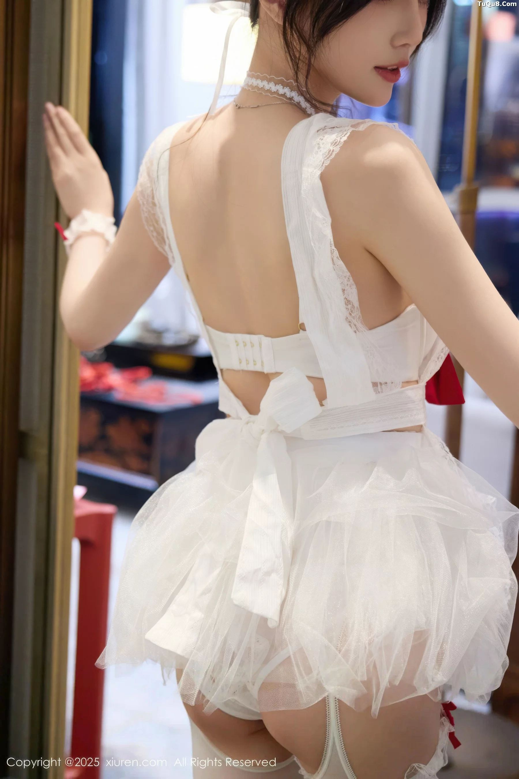 Xgyw.Org_[XiuRen秀人网]No.10827_模特玥儿玥er性感萝莉女仆装配白丝吊袜秀完美身材迷人诱惑写真64P