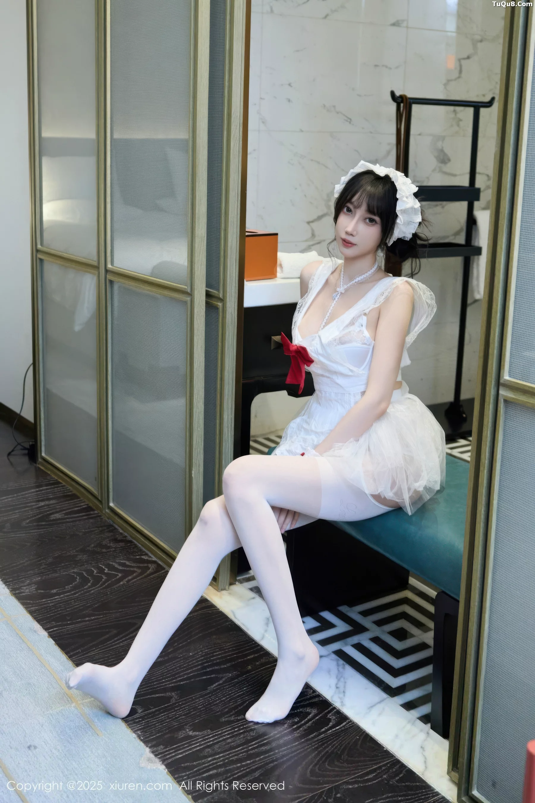 Xgyw.Org_[XiuRen秀人网]No.10827_模特玥儿玥er性感萝莉女仆装配白丝吊袜秀完美身材迷人诱惑写真64P