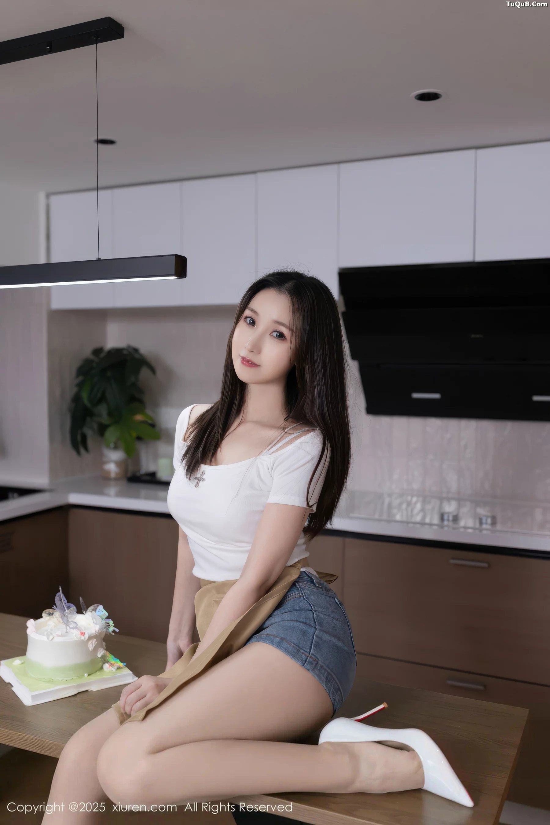 Xgyw.Org_[XiuRen秀人网]No.10925_模特杏子Yada性感白色蕾丝内衣配超薄肉丝秀曼妙身姿诱惑写真76P