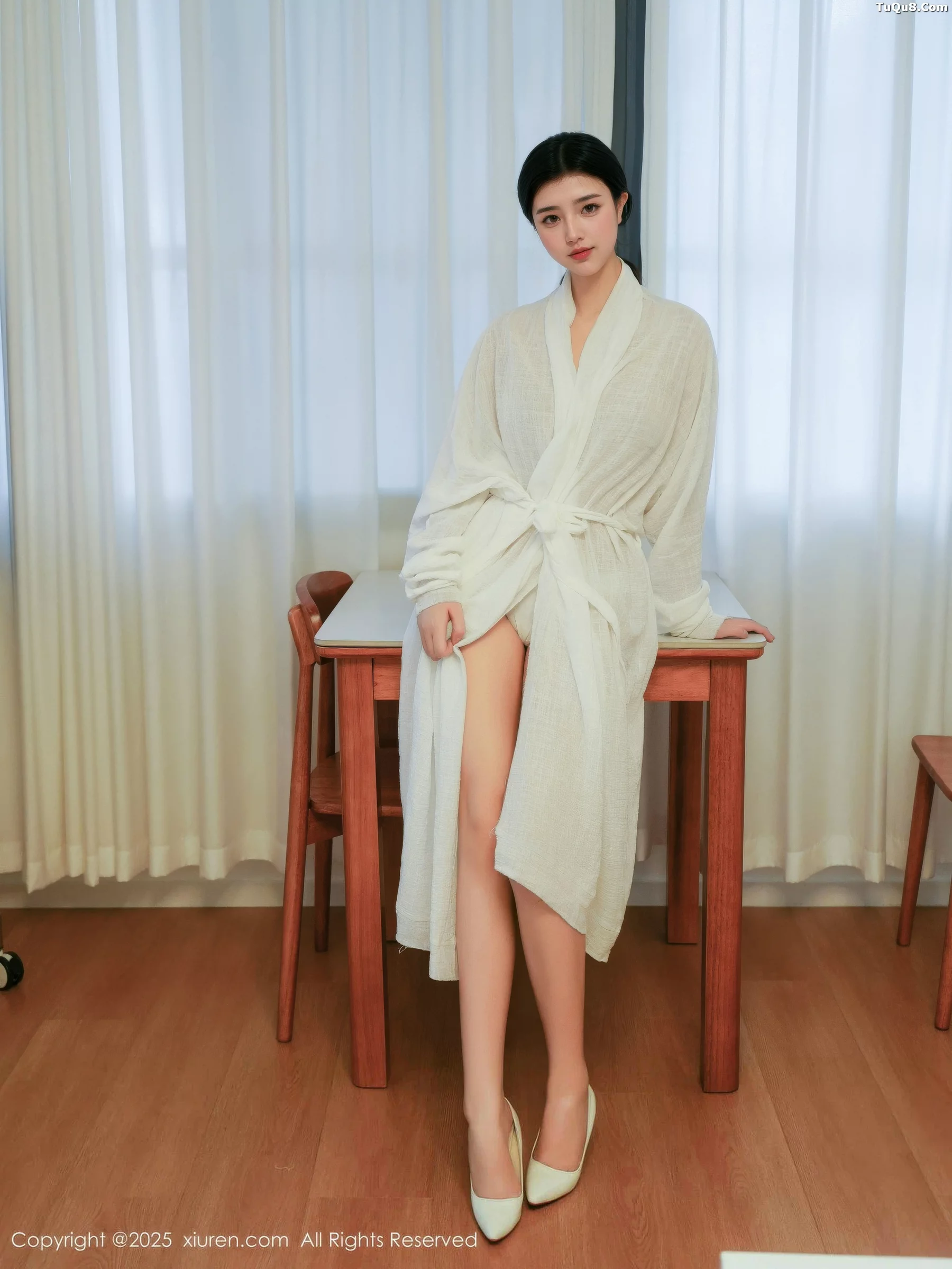 Xgyw.Org_[XiuRen秀人网]No.10920_模特林悦溪儿性感白色长浴袍配白色高跟秀修长美腿撩人诱惑写真53P