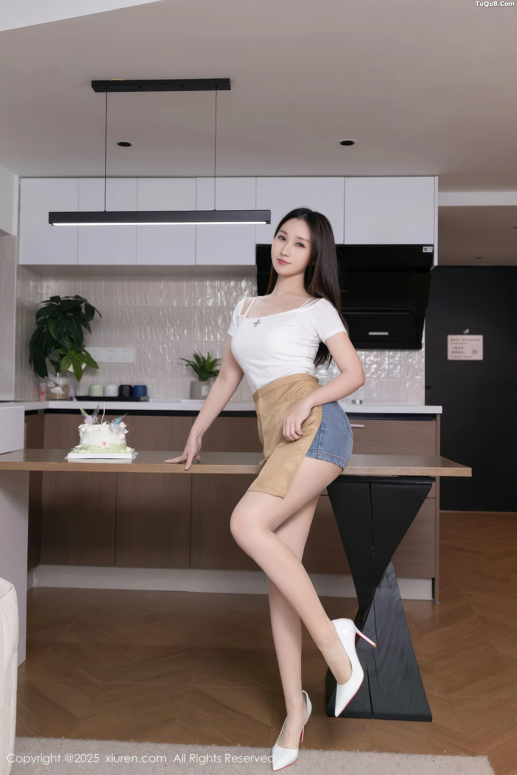 Xgyw.Org_[XiuRen秀人网]No.10925_模特杏子Yada性感白色蕾丝内衣配超薄肉丝秀曼妙身姿诱惑写真76P