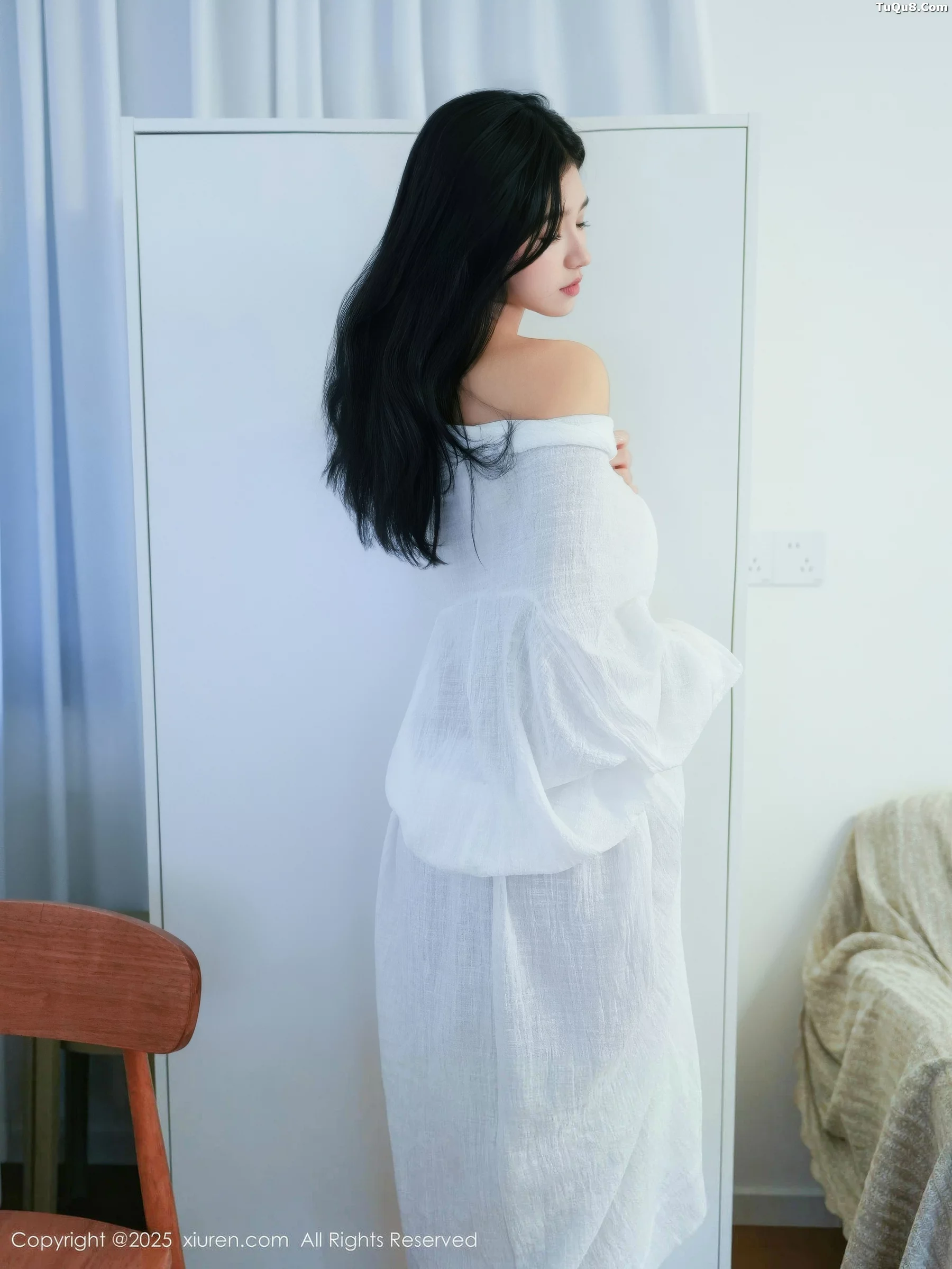 Xgyw.Org_[XiuRen秀人网]No.10920_模特林悦溪儿性感白色长浴袍配白色高跟秀修长美腿撩人诱惑写真53P