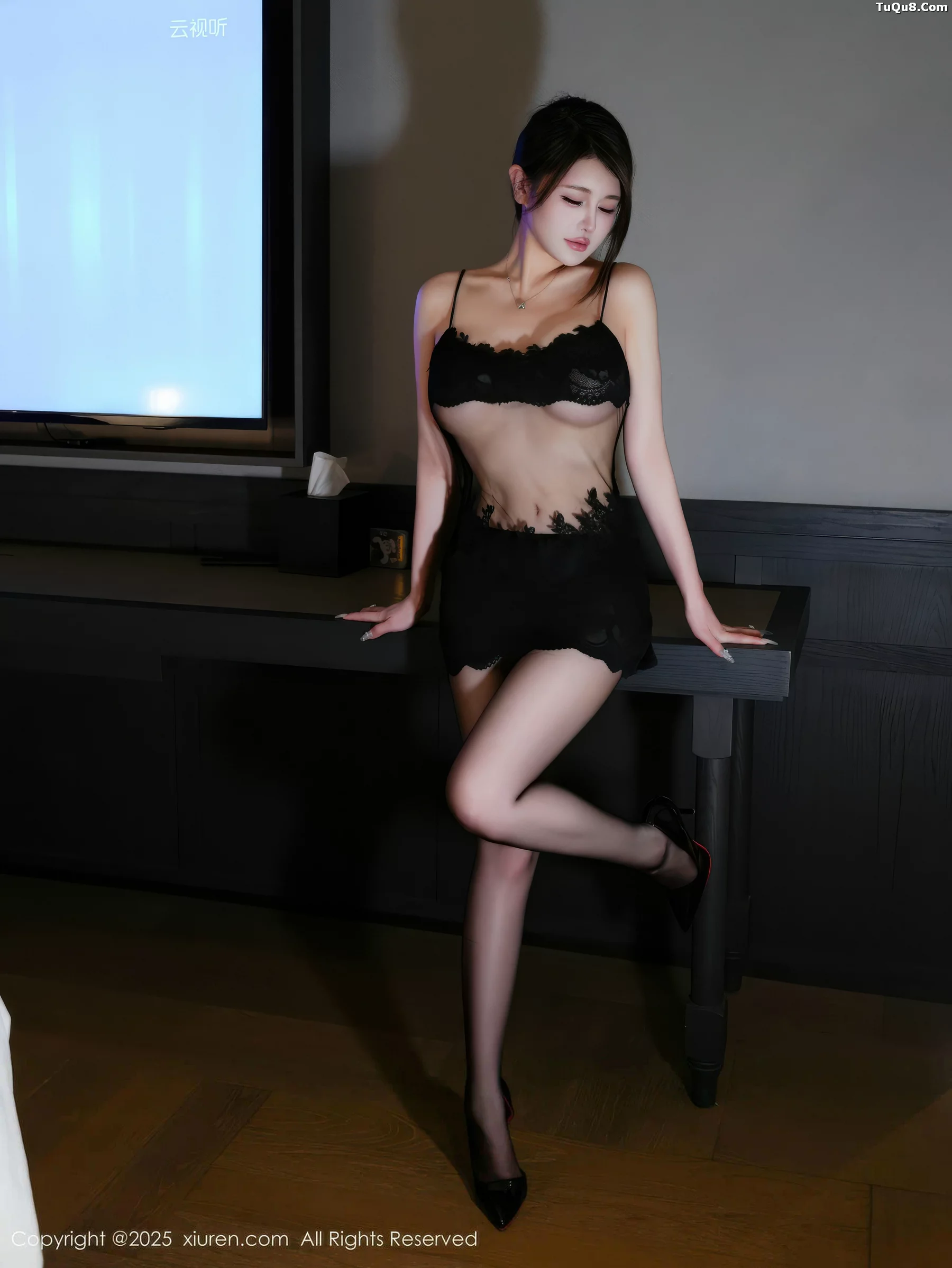 Xgyw.Org_[XiuRen秀人网]No.10929_模特甜妮性感黑色情趣内衣配超薄黑丝秀丰腴身姿迷人诱惑写真59P