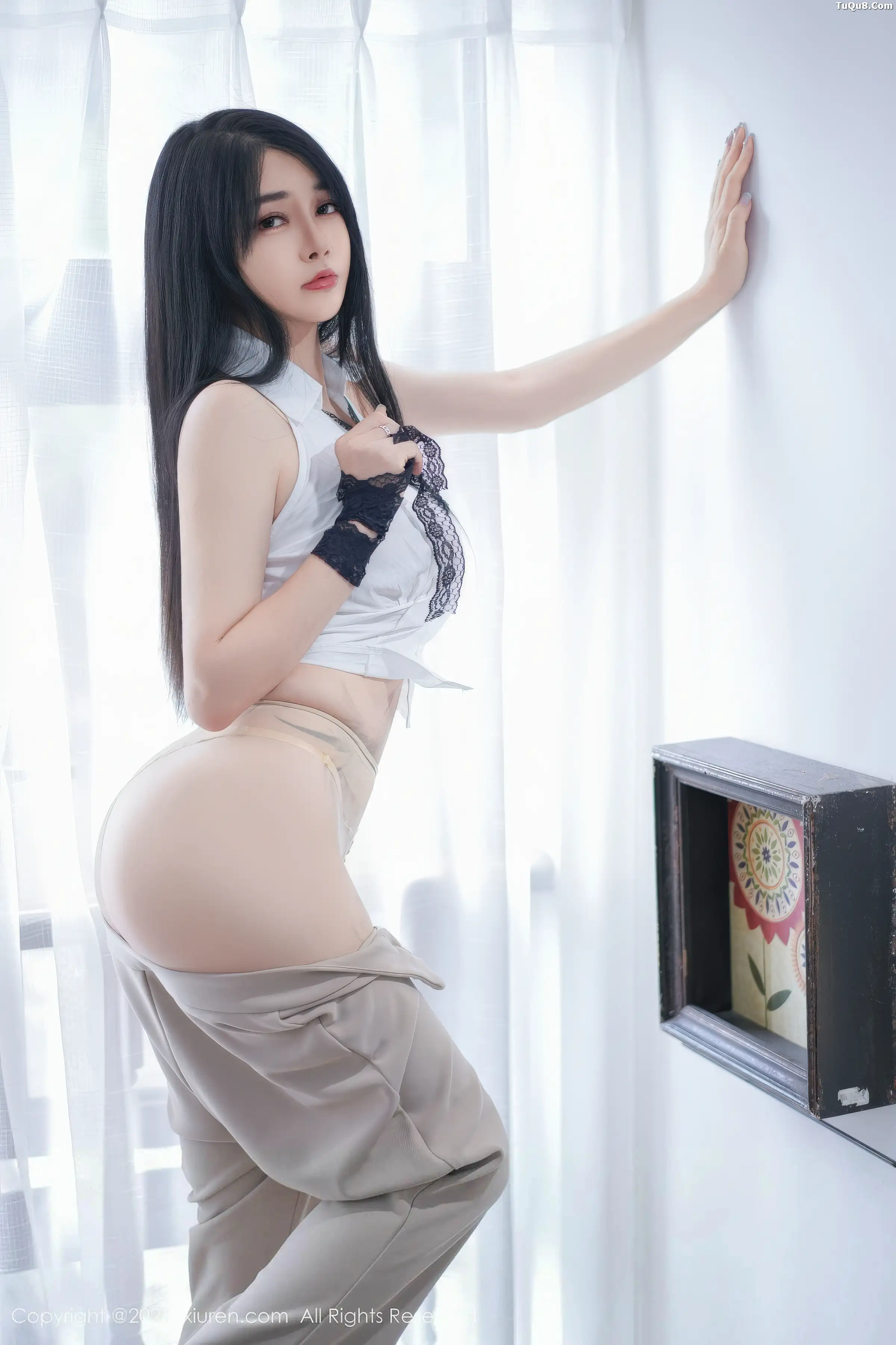 Xgyw.Org_[XiuRen秀人网]No.11038_模特凯竹法师性感浅色内衣配超薄肉丝秀丰腴多姿身材诱惑写真67P