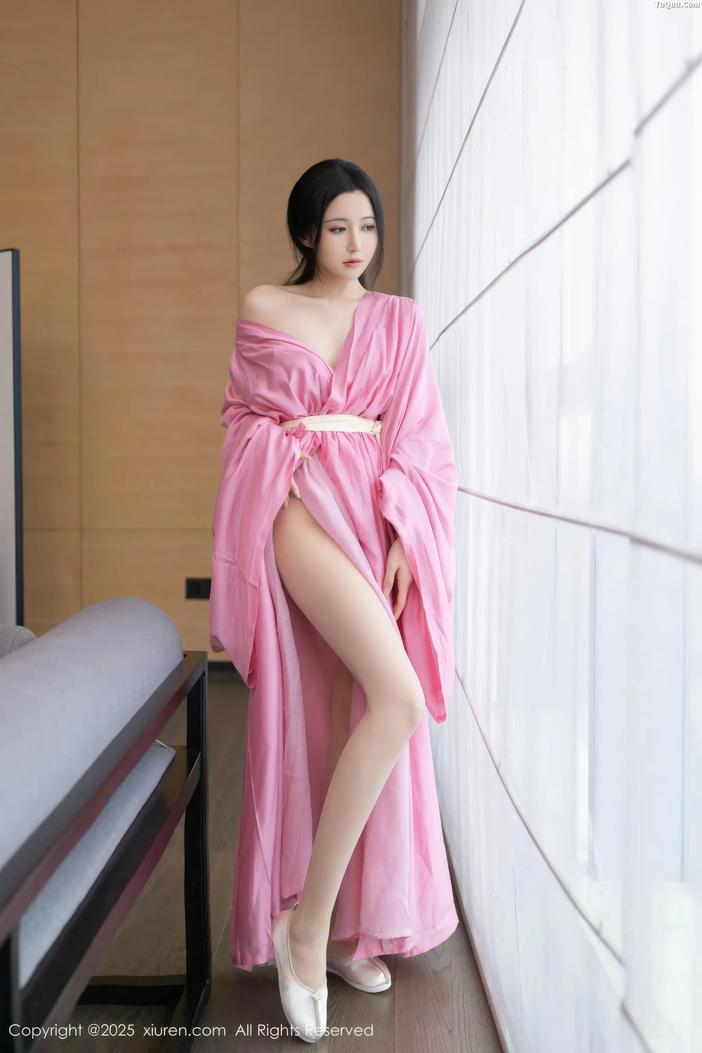 Xgyw.Org_[XiuRen秀人网]No.11049_模特鱼子酱Fish性感粉色月影纱配超薄肉丝秀曼妙身姿诱惑写真82P