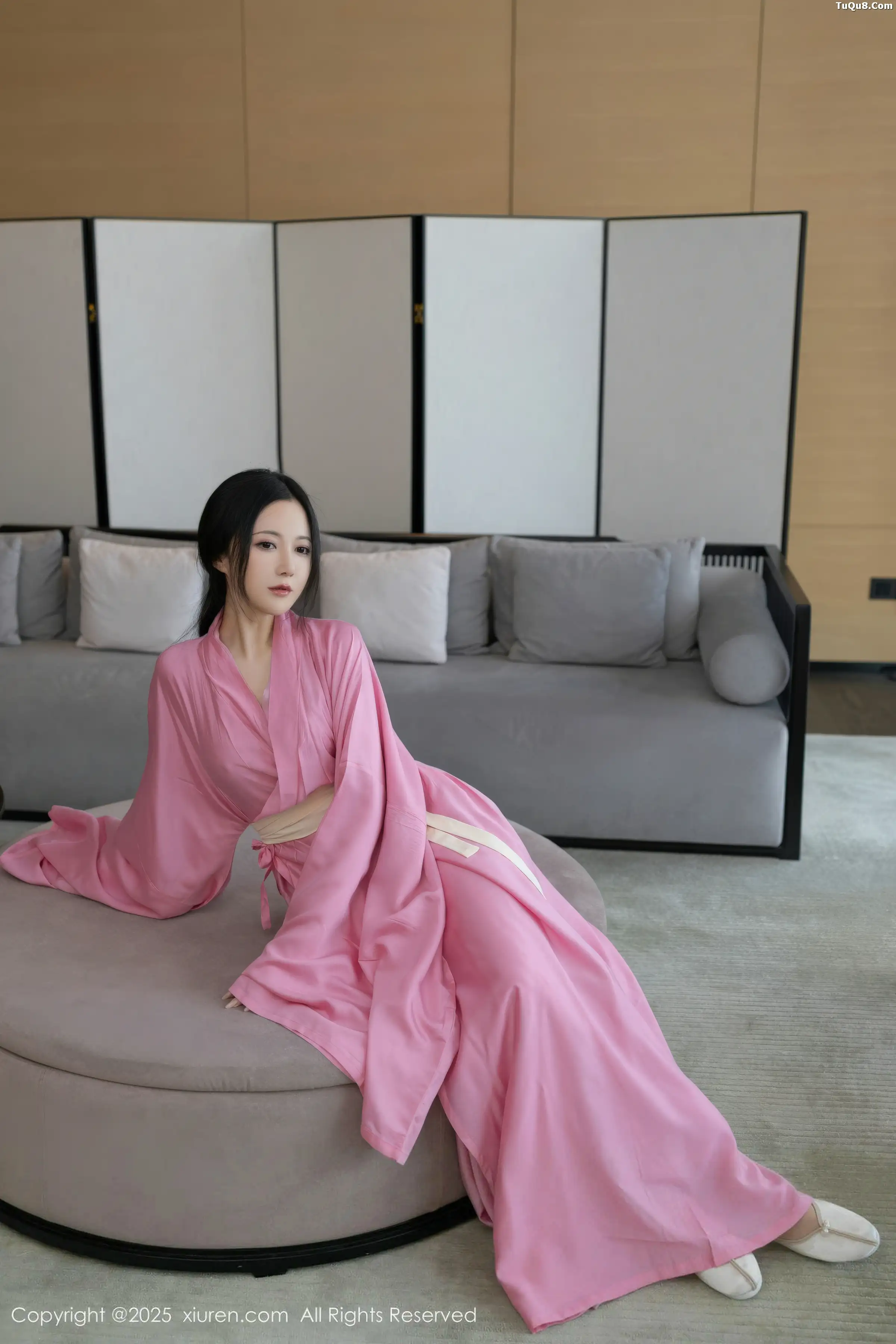 Xgyw.Org_[XiuRen秀人网]No.11049_模特鱼子酱Fish性感粉色月影纱配超薄肉丝秀曼妙身姿诱惑写真82P