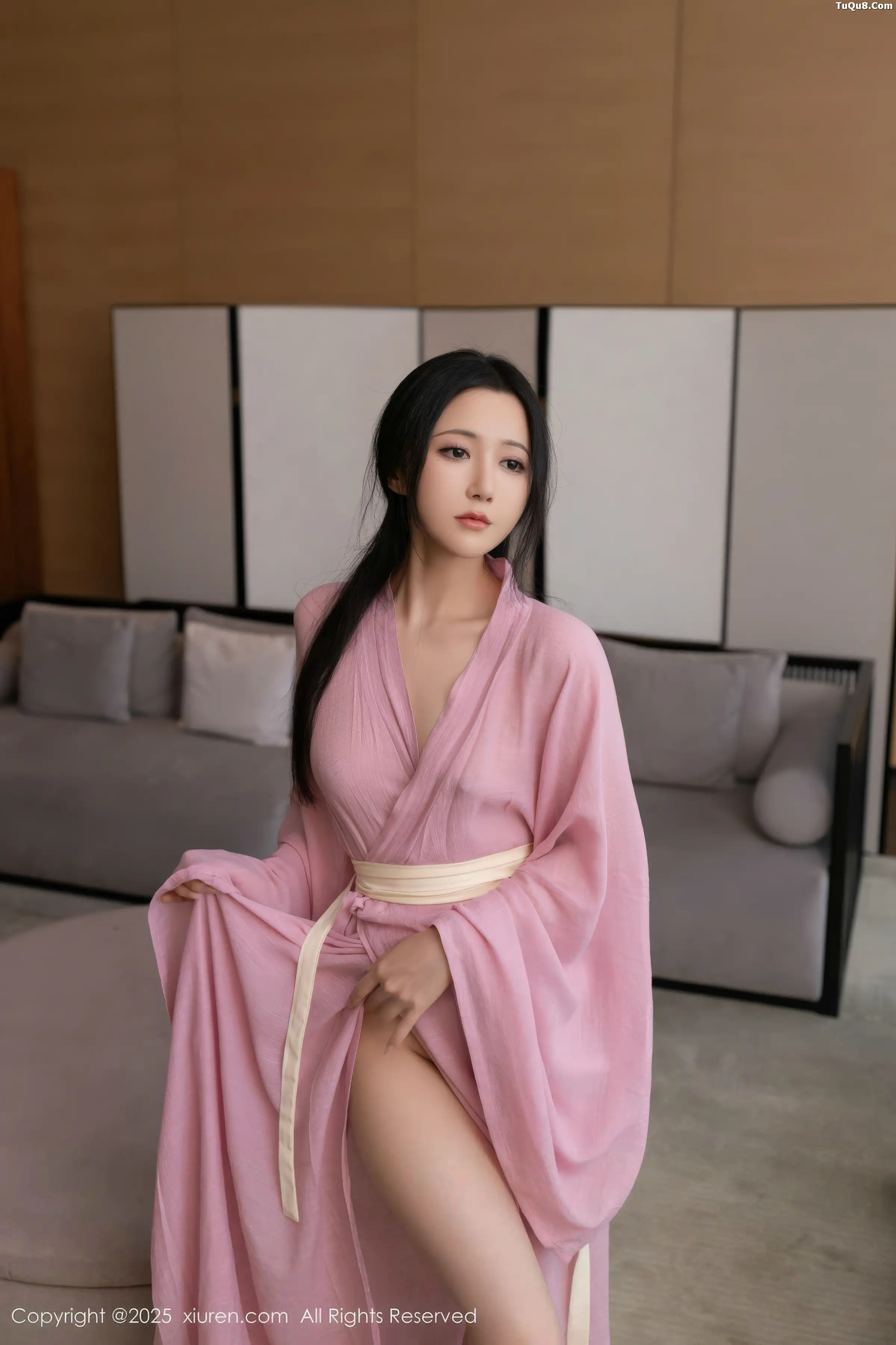 Xgyw.Org_[XiuRen秀人网]No.11049_模特鱼子酱Fish性感粉色月影纱配超薄肉丝秀曼妙身姿诱惑写真82P