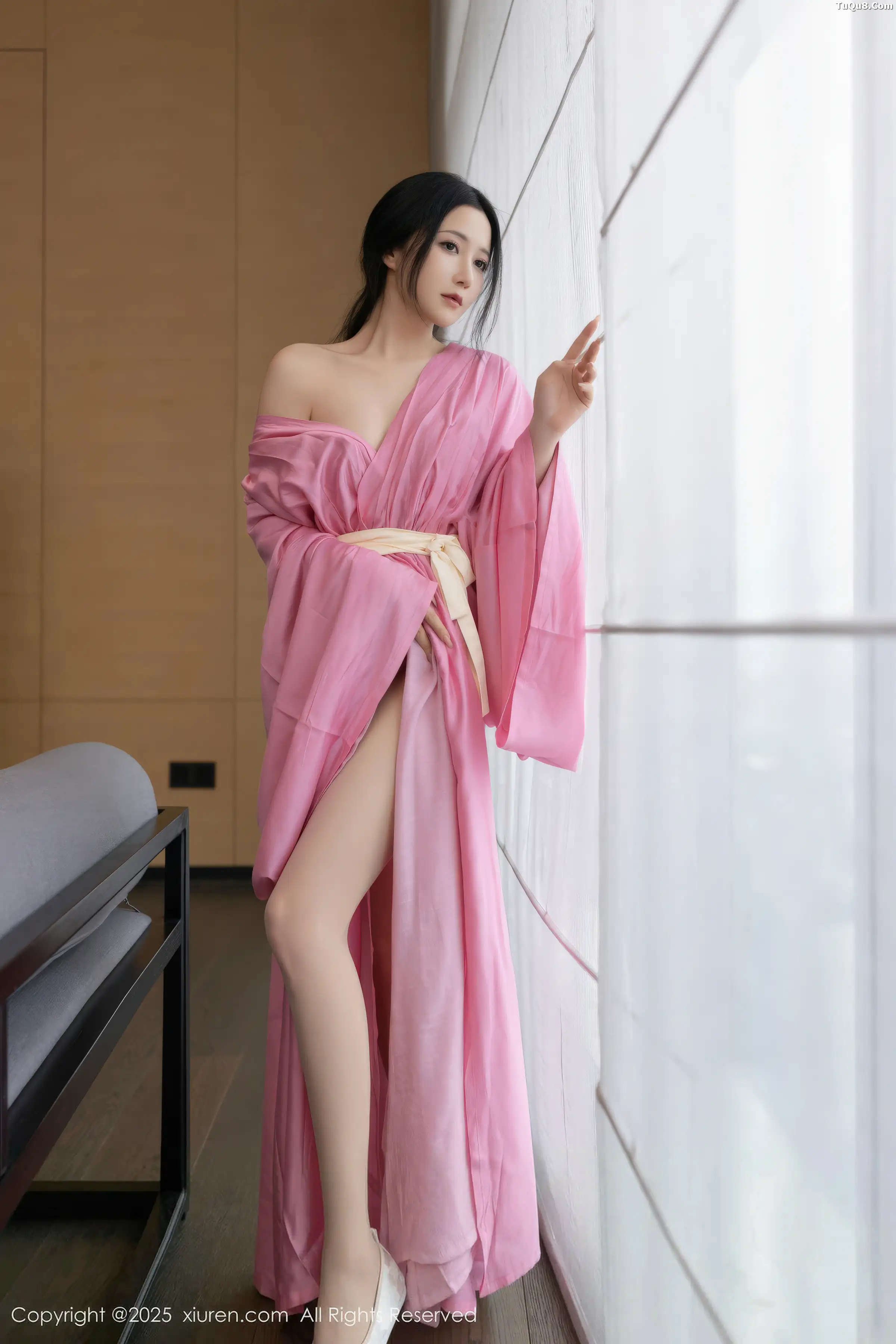 Xgyw.Org_[XiuRen秀人网]No.11049_模特鱼子酱Fish性感粉色月影纱配超薄肉丝秀曼妙身姿诱惑写真82P