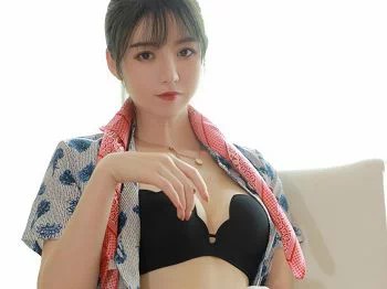 [MFStar模范学院]Vol.317_嫩模yoo优优私房空乘制服配无内黑丝裤袜撩人诱惑写真47P