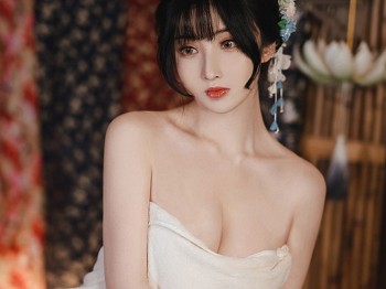 网络美女rioko凉凉子温泉旅行主题私房脱日系服饰露性感蕾丝内衣迷人诱惑写真31P