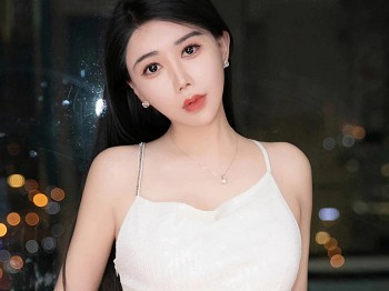 XiuRen第8529期_模特李若汐性感白色连衣短裙露黑色情趣内衣秀惹火身材诱惑写真91P