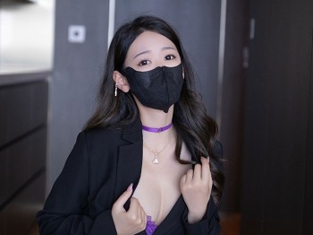 XiuRen第9429期_模特唐安琪性感紫色情趣内衣配紫丝吊袜秀曼妙身姿完美诱惑写真81P