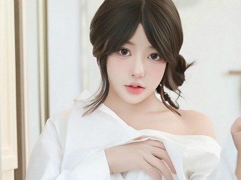 XiuRen第10036期_模特桃妖夭性感白T露白色内衣配白色丝袜秀曼妙身姿诱惑写真86P