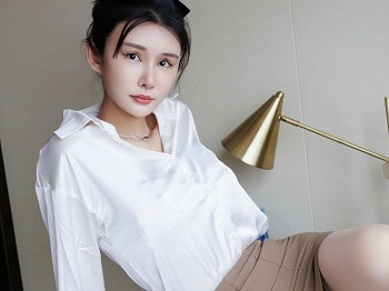 [XiuRen秀人网]No.10543_模特艺艺yiyi性感白色衬衫露白色内衣配超薄肉丝秀美腿诱惑写真49P